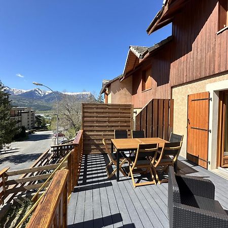 Appartement T3 au Plan d’eau d’Embrun avec Garage et Terrasse Extérieur photo